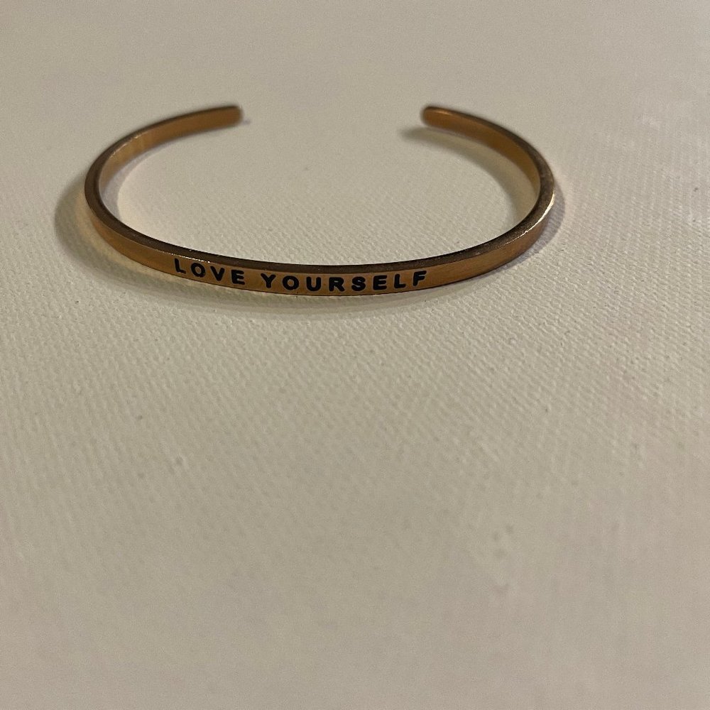 Metal Bangle Bracelet
